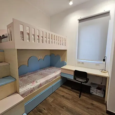 Deluxe Flat With Garden_tirana * Tirana